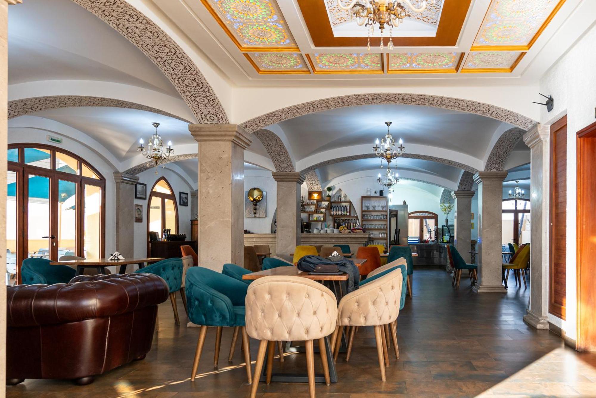 Mahdia - Baghdadi - Laourient Apartments, Restaurant, Cafe Екстериор снимка