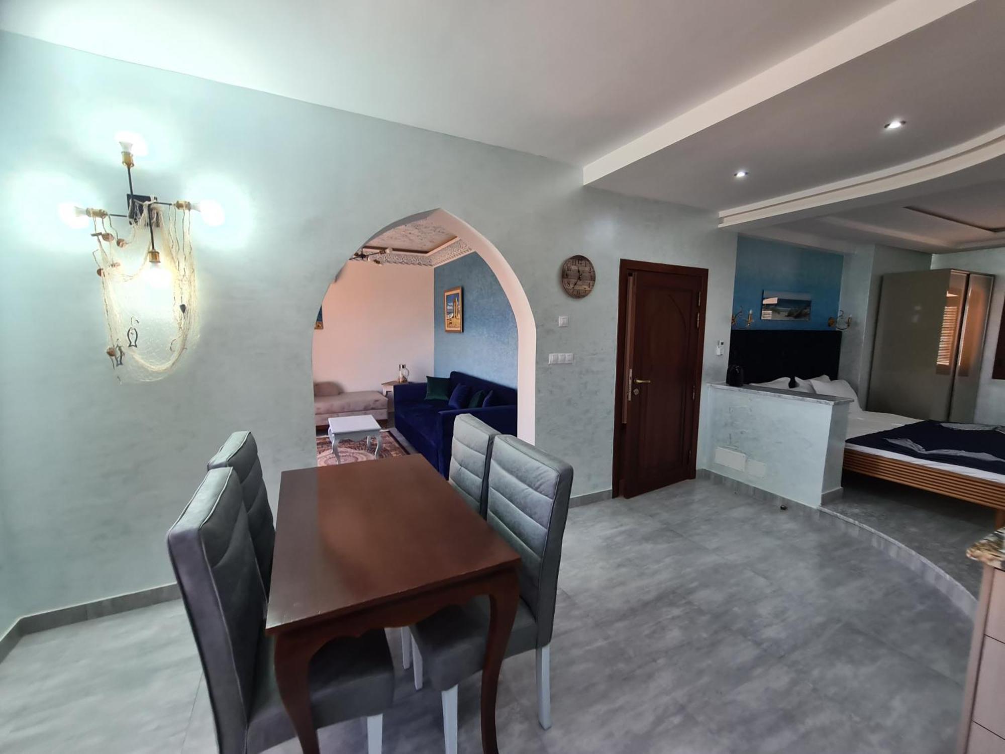 Mahdia - Baghdadi - Laourient Apartments, Restaurant, Cafe Стая снимка